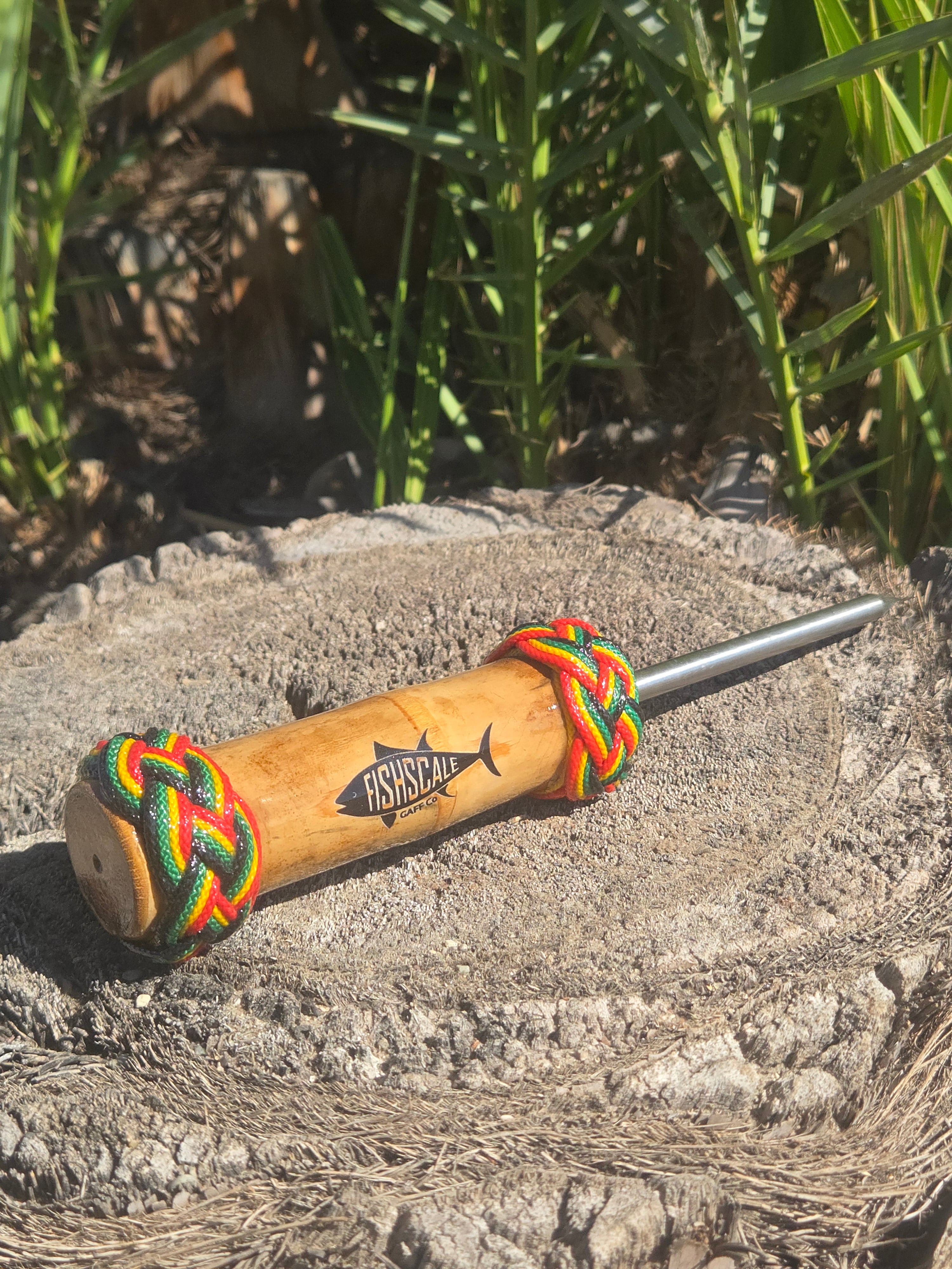 GANJA TUNA SPIKE Green/Gold/Red/Black