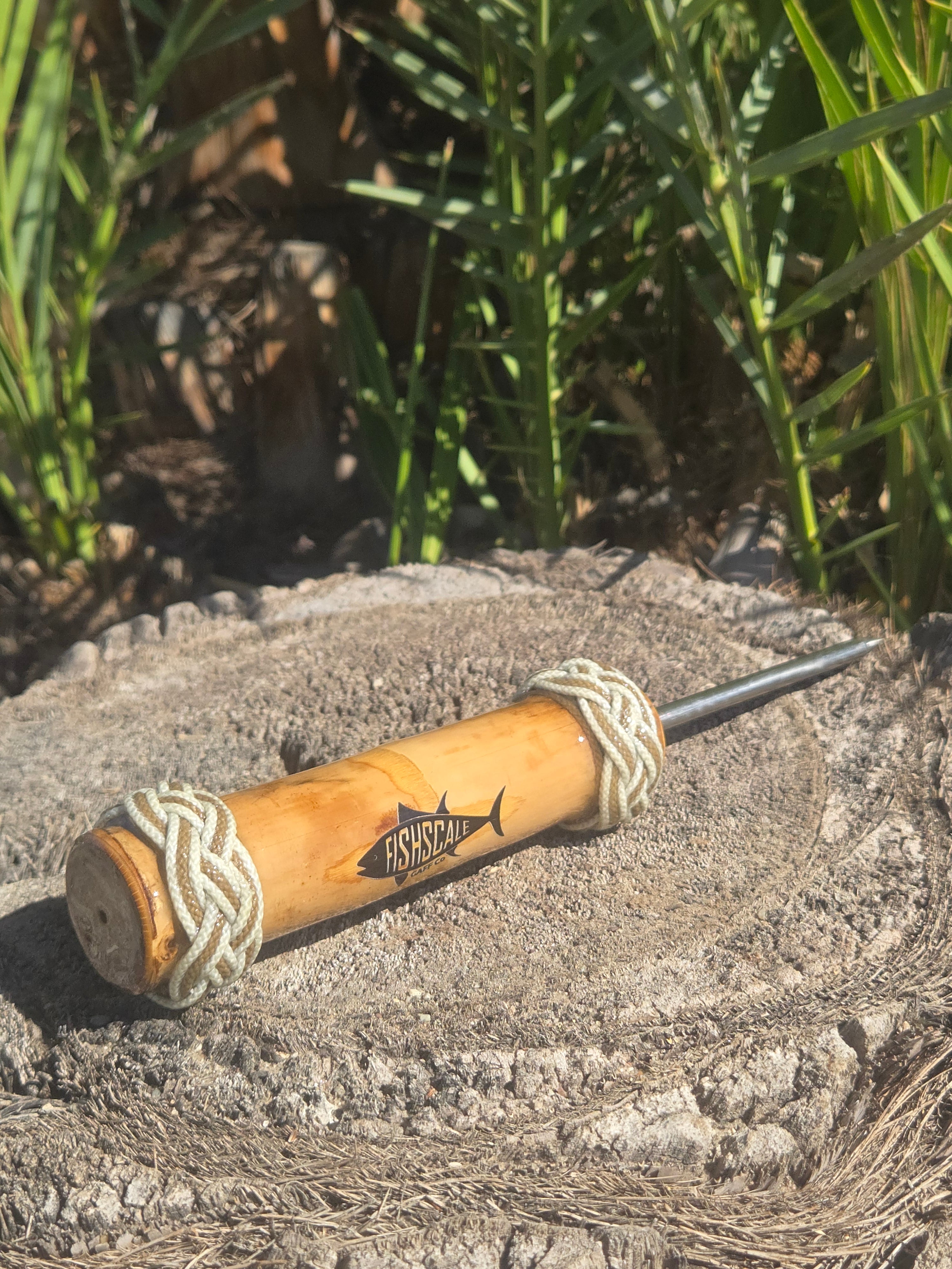 LOCAL LEGEND TUNA SPIKE Tan/White